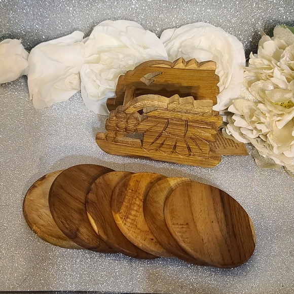 NWT Set of 6 Handcrafted Teak Wood Coasters with Hand Carved Stand - Picture 4 of 9